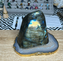 Load image into Gallery viewer, Labradorite Freeform
