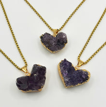 Load image into Gallery viewer, Amey heart necklace
